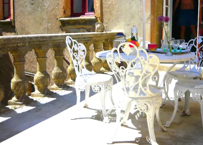 Appartement Spacieux Avec Deux Chambres Au Chateau